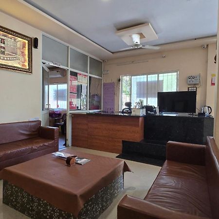 Hotel Maheshwari Green'S Ujjain Exterior foto